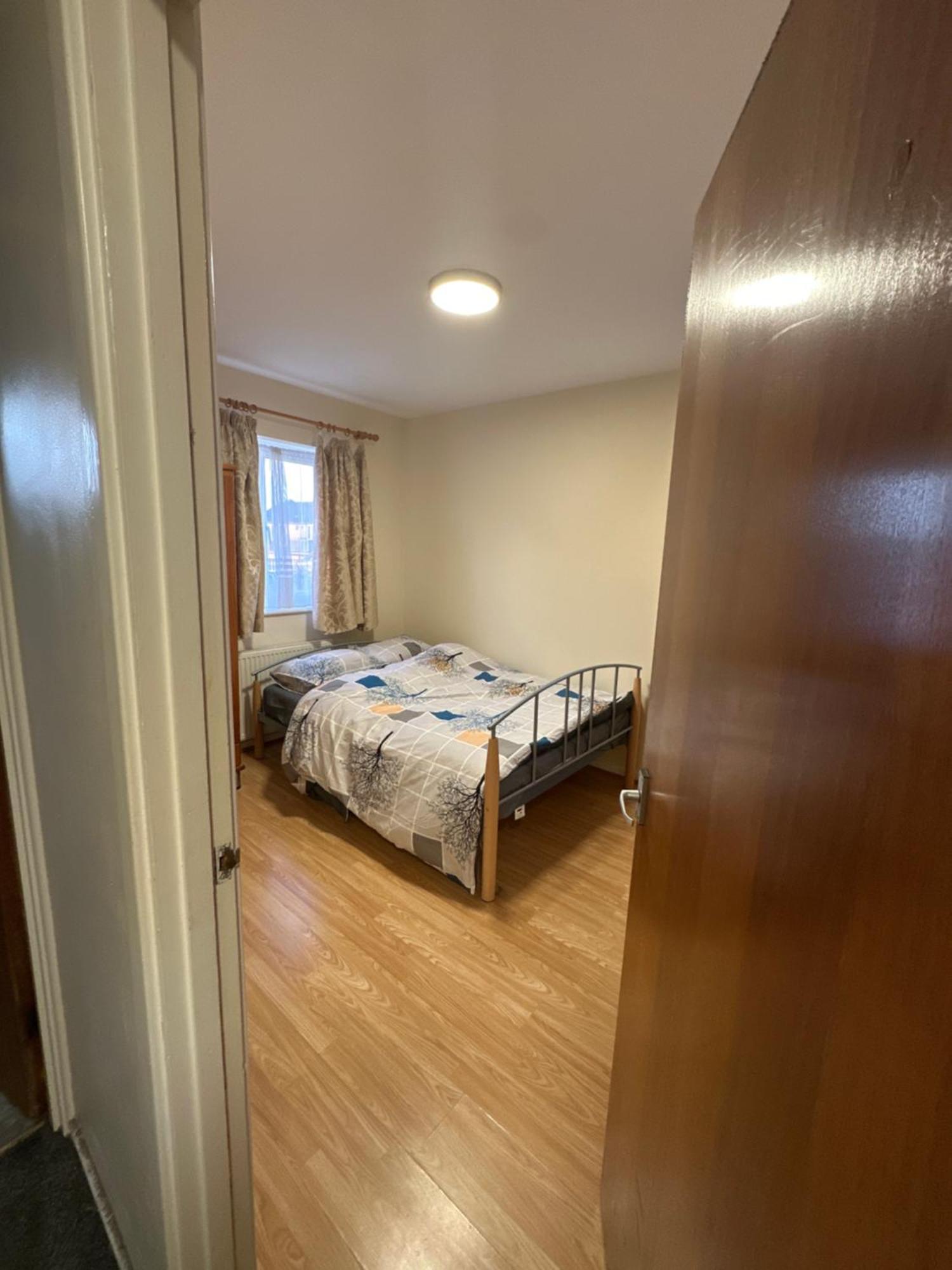 Nice Double Room In Heart Of Лондон Екстер'єр фото