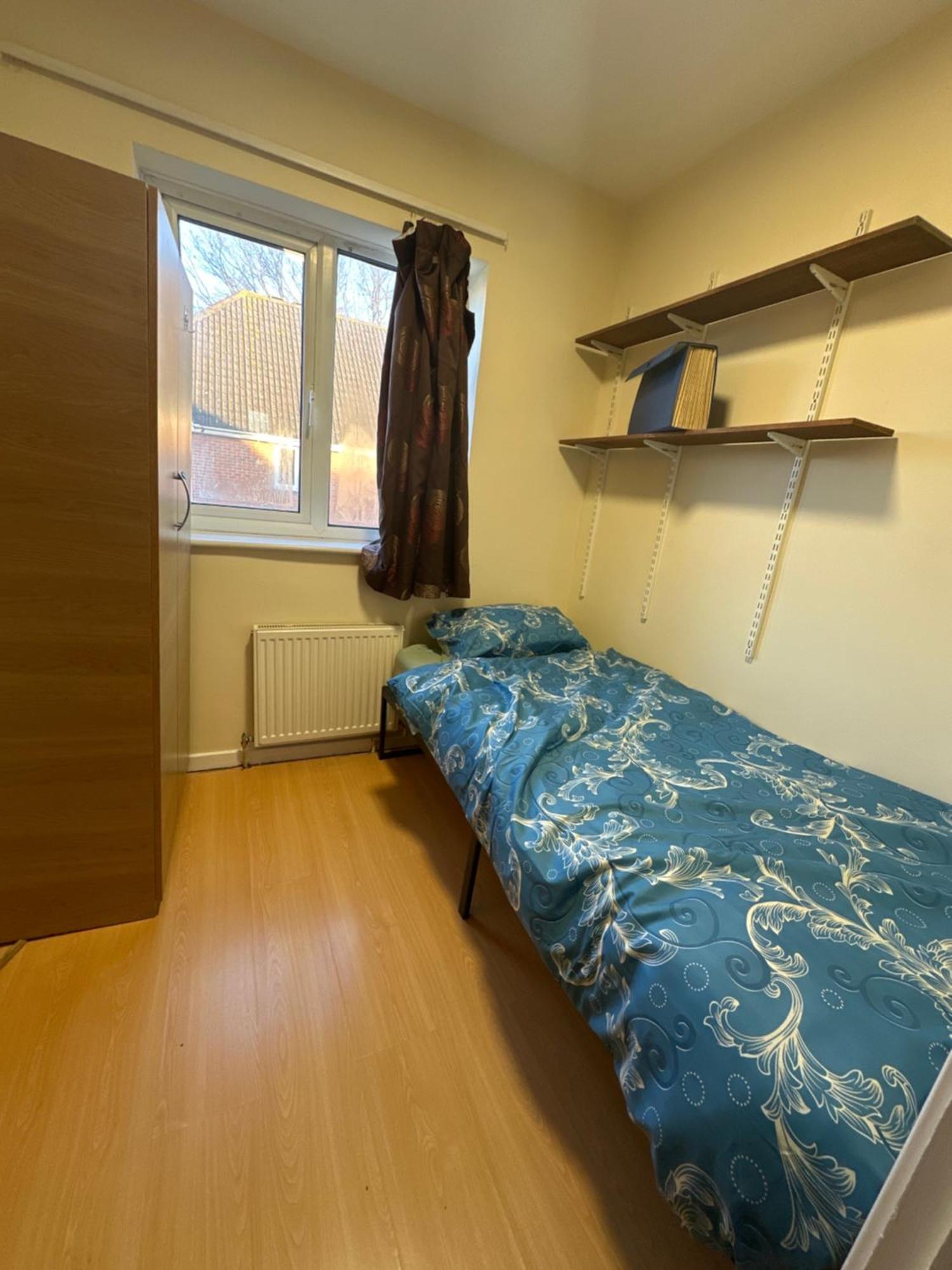 Nice Double Room In Heart Of Лондон Екстер'єр фото